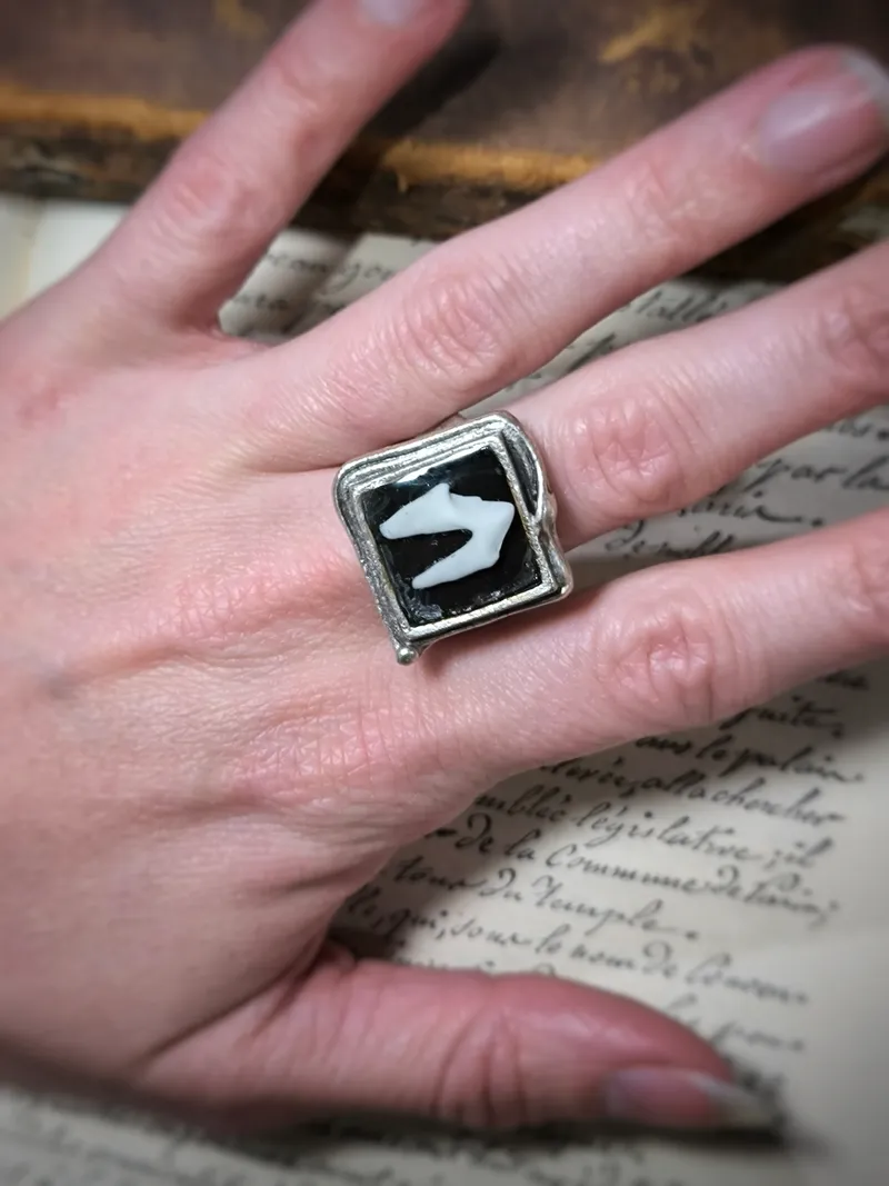 Bague dent de renard, handmade gothic jewelry (3)