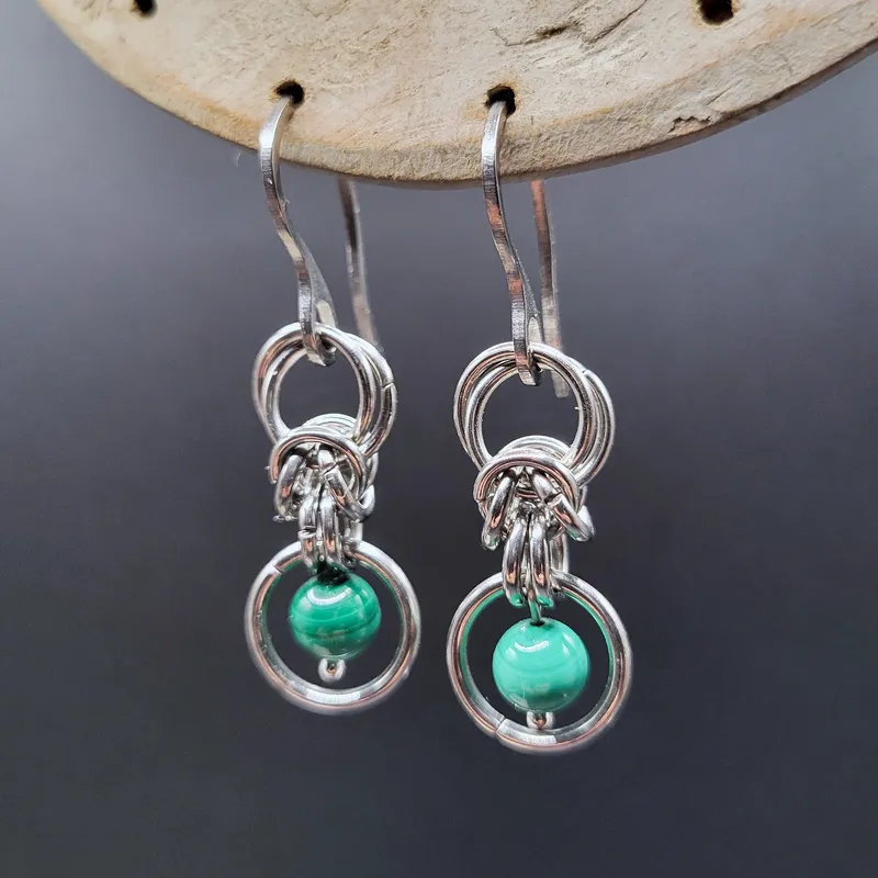 Boucles d'oreilles chainmaille Isca, handmade gothic jewelry (2)