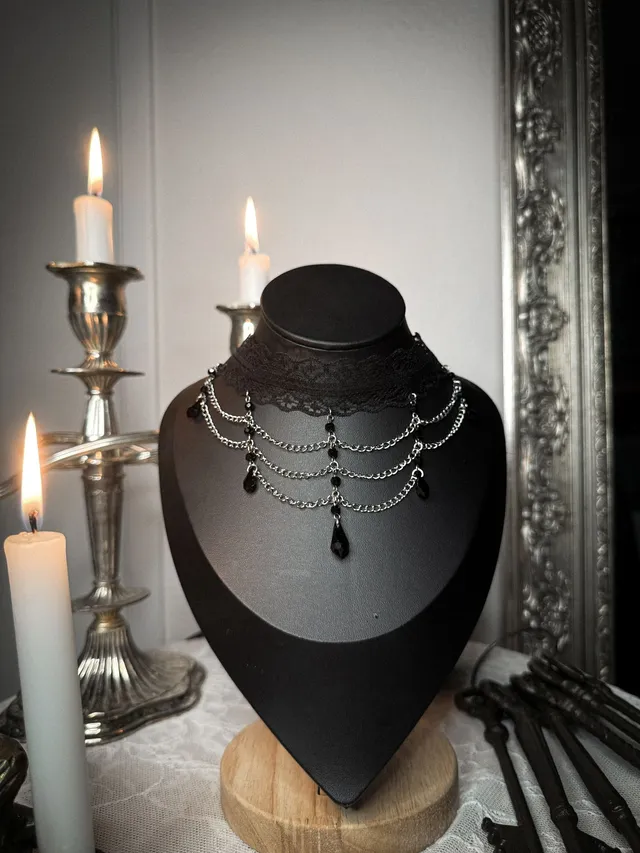 Collier « Sybille », bijou gothique fait main