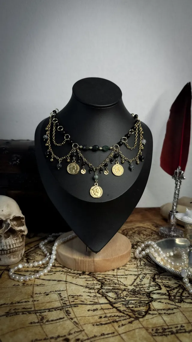 Collier "Grace O'Malley", bijou gothique fait main