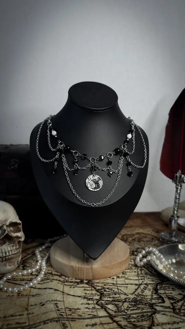 Collier "Rachel Wall", bijou gothique fait main