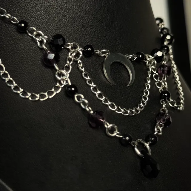 Collier « Violet Moon », handmade gothic jewelry (2)