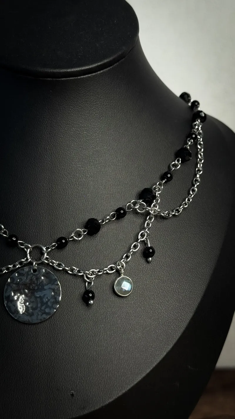 Collier « Mary Read », bijou gothique fait main (2)