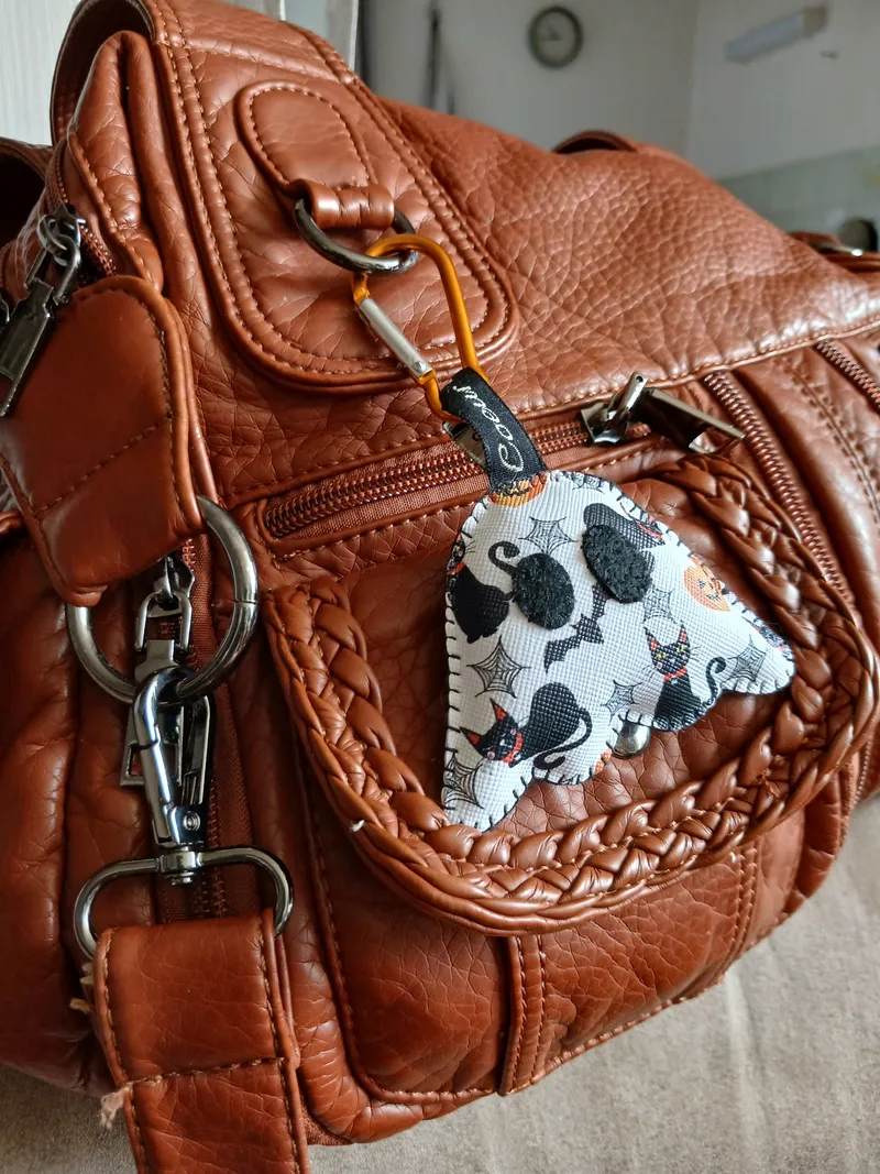 Petit Fantôme d'halloween, accessoire gothique fait main (3)