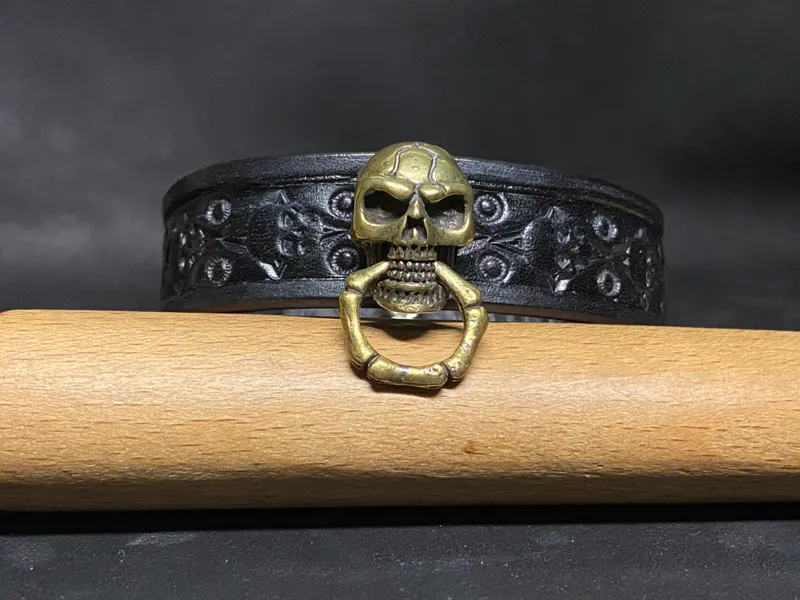 Bracelet – Relique des Ombres, handmade gothic jewelry