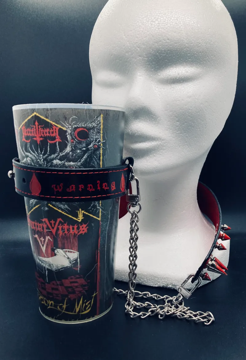 Porte gobelet tour de cou en cuir noir & velours rouge | Spikes effet sang “Warning" et "Fresh Blood” | F