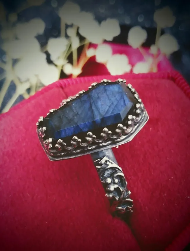 Memento Vivere, bijou gothique fait main