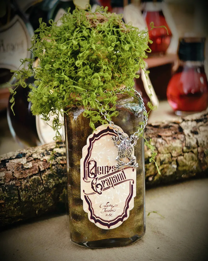Potion décorative - Œufs de Crapaud, décoration gothique faite main