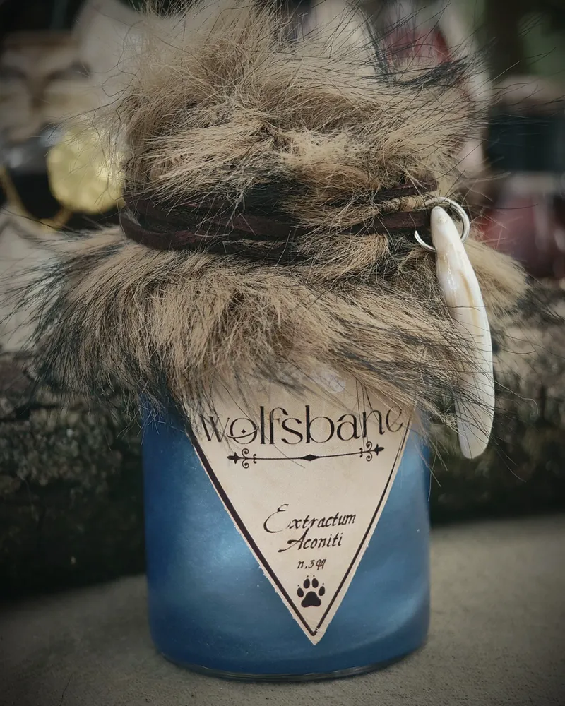 Potion décorative - Wolfsbane, décoration gothique faite main