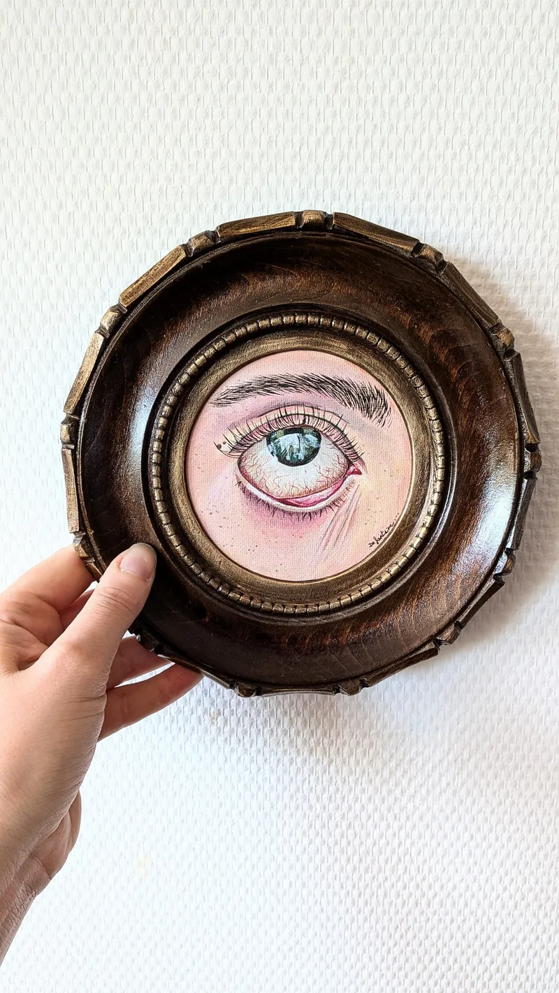 Le regard intemporel - Cabinet de curiosités moderne, handmade gothic home decor