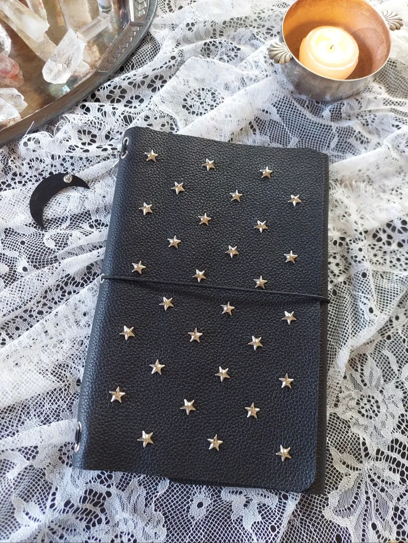 Journal étoilé en cuir A5