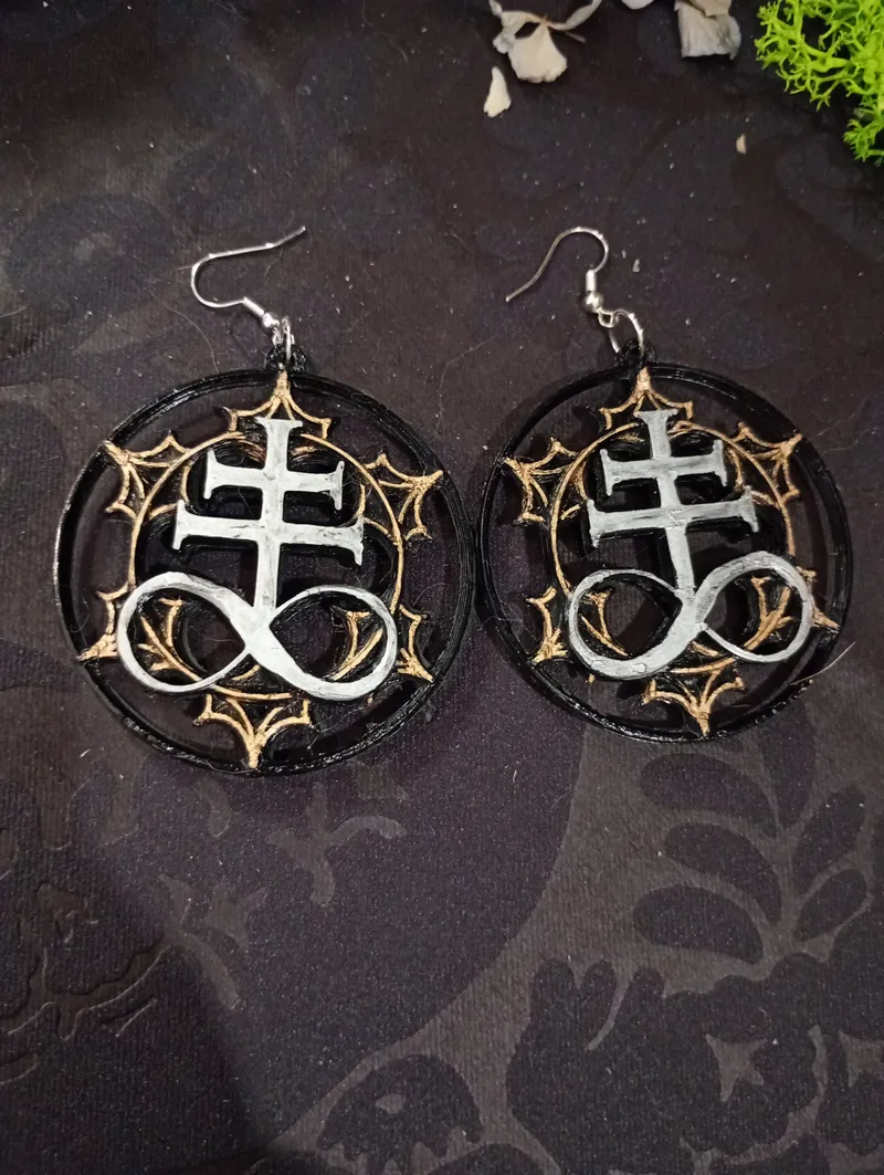 Boucles d'Oreilles "Sigil du Léviathan" – Croix de Soufre – Bijoux Gothiques & Alchimiques – Impression 3D Peinte à la Main Design Exclusif, bijou gothique fait main (3)