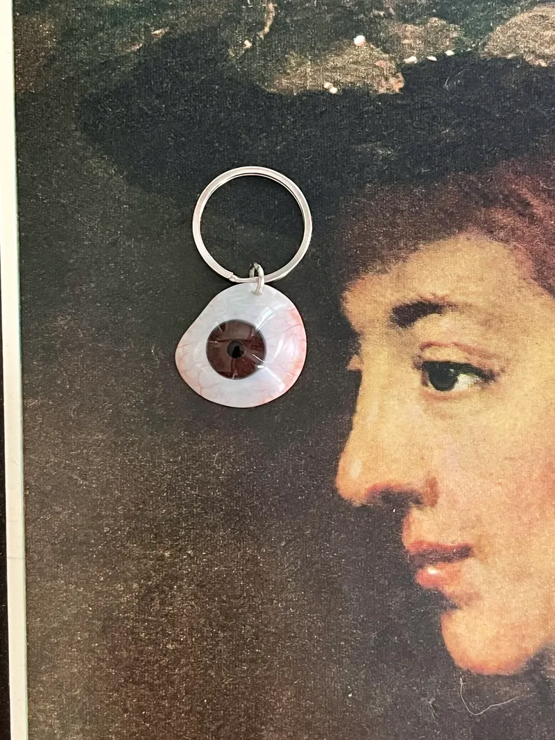 Porte clé oeil - prothèse oculaire, handmade gothic accessory