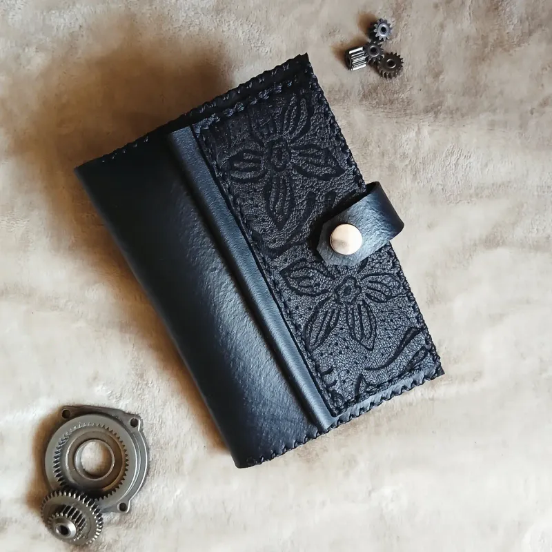 Portefeuille dark flower, handmade gothic accessory
