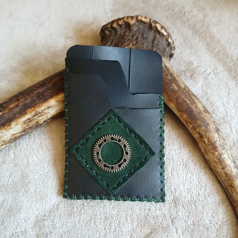 Porte-cartes, handmade gothic accessory