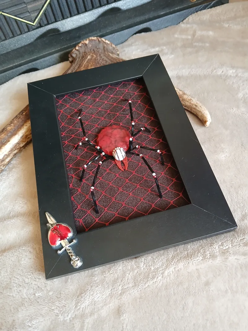 Araignée sanguinaire, décoration gothique faite main