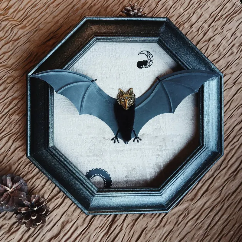 Chauve-souris, handmade gothic home decor