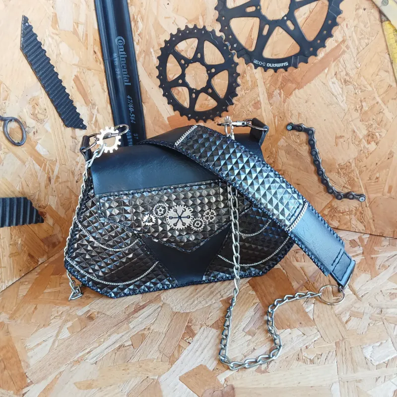Sac à main gothique noir et gris, accessoire gothique fait main