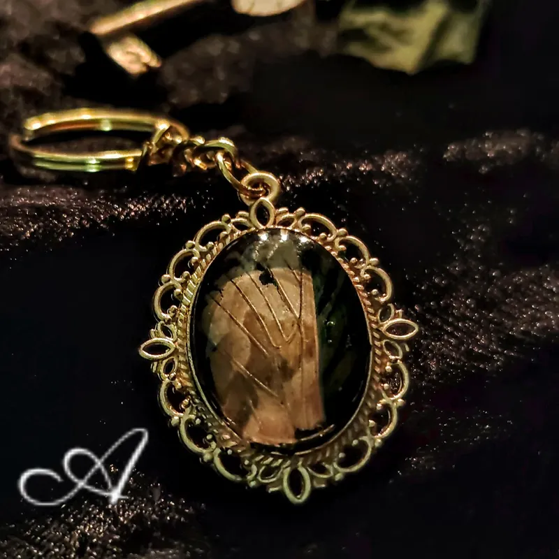 Porte-clef Mimas tiliae, accessoire gothique fait main (3)