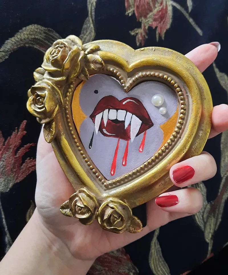 Peinture originale sous cadre - Vampire kiss, handmade gothic home decor