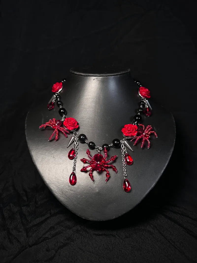 Collier “Romantic Spider”