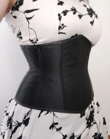 Serre taille "Dark Classic", handmade gothic clothing