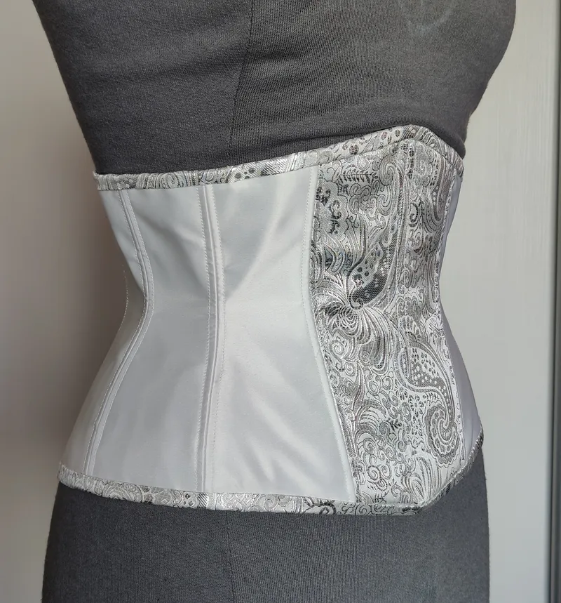 Serre taille "Héra", vêtement gothique fait main (3)