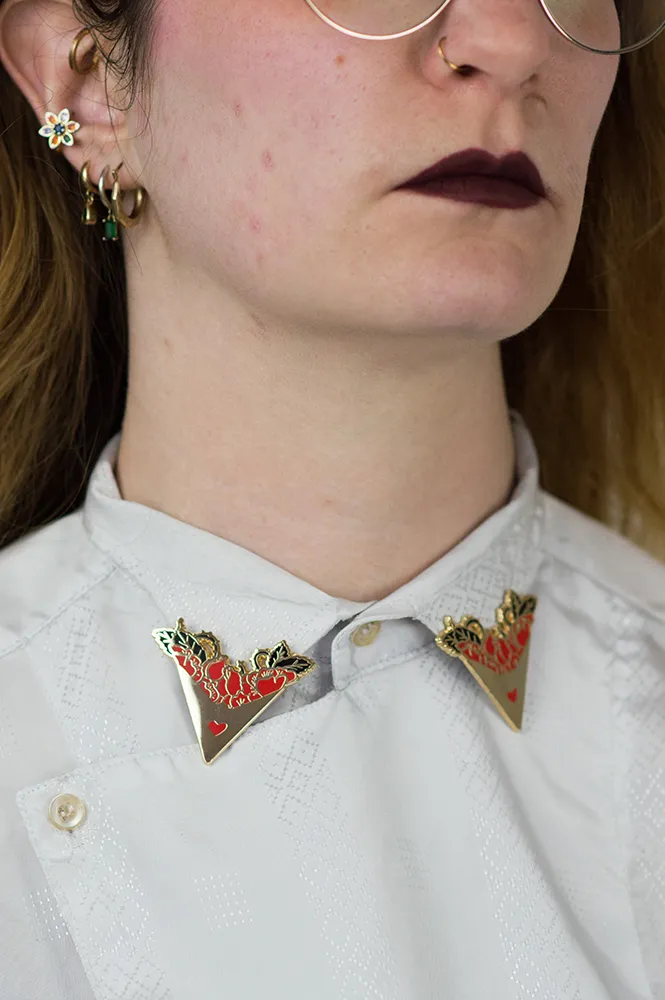 Pin's de col, handmade gothic accessory