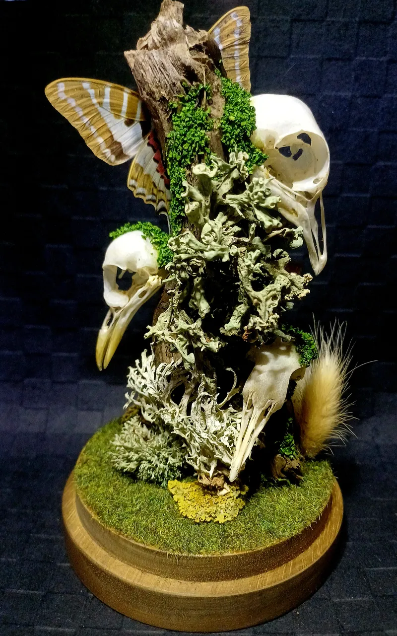 Les commères, handmade gothic home decor (3)