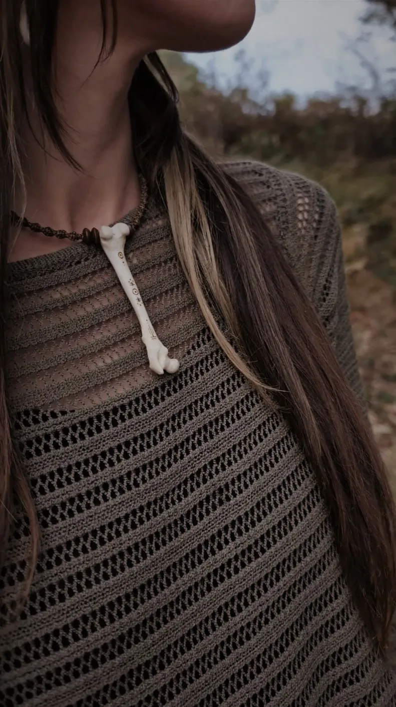 Collier //Ekka//, bijou gothique fait main (2)