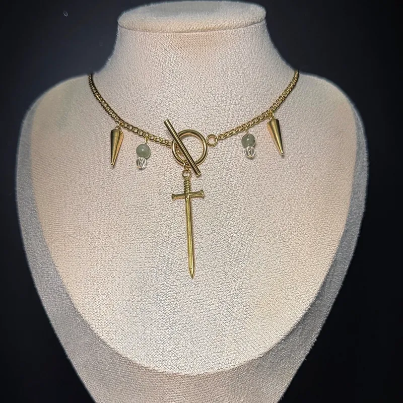 Collier MAGIC pierres d’apatite verte