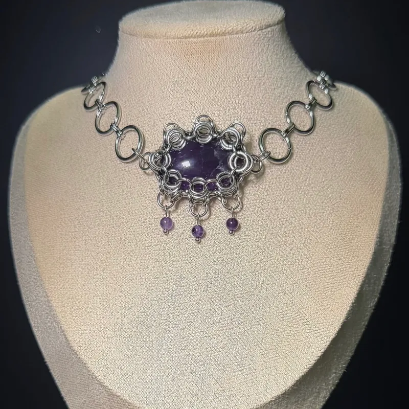 Collier GLOIRE pierres d’améthyste