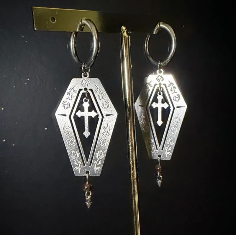 Boucles d’oreilles NOSFERATU pierres de grenat — 2