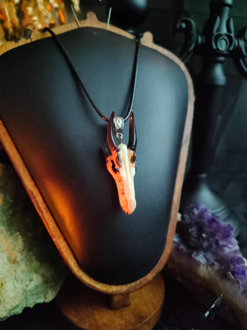 Pendentif Crâne de Dragon, bijou gothique fait main