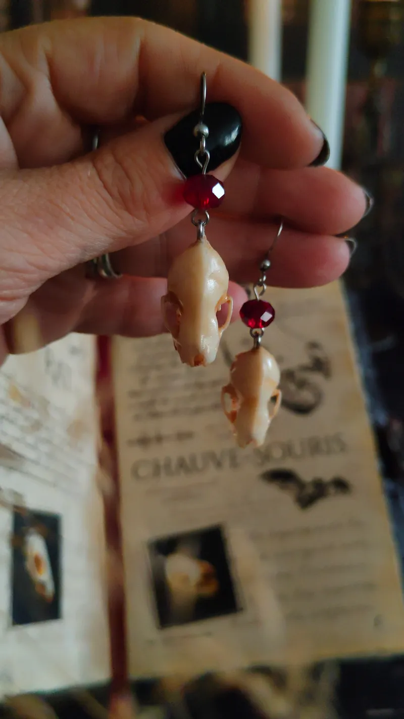 Boucles d'oreille Chauve-souris, bijou gothique fait main