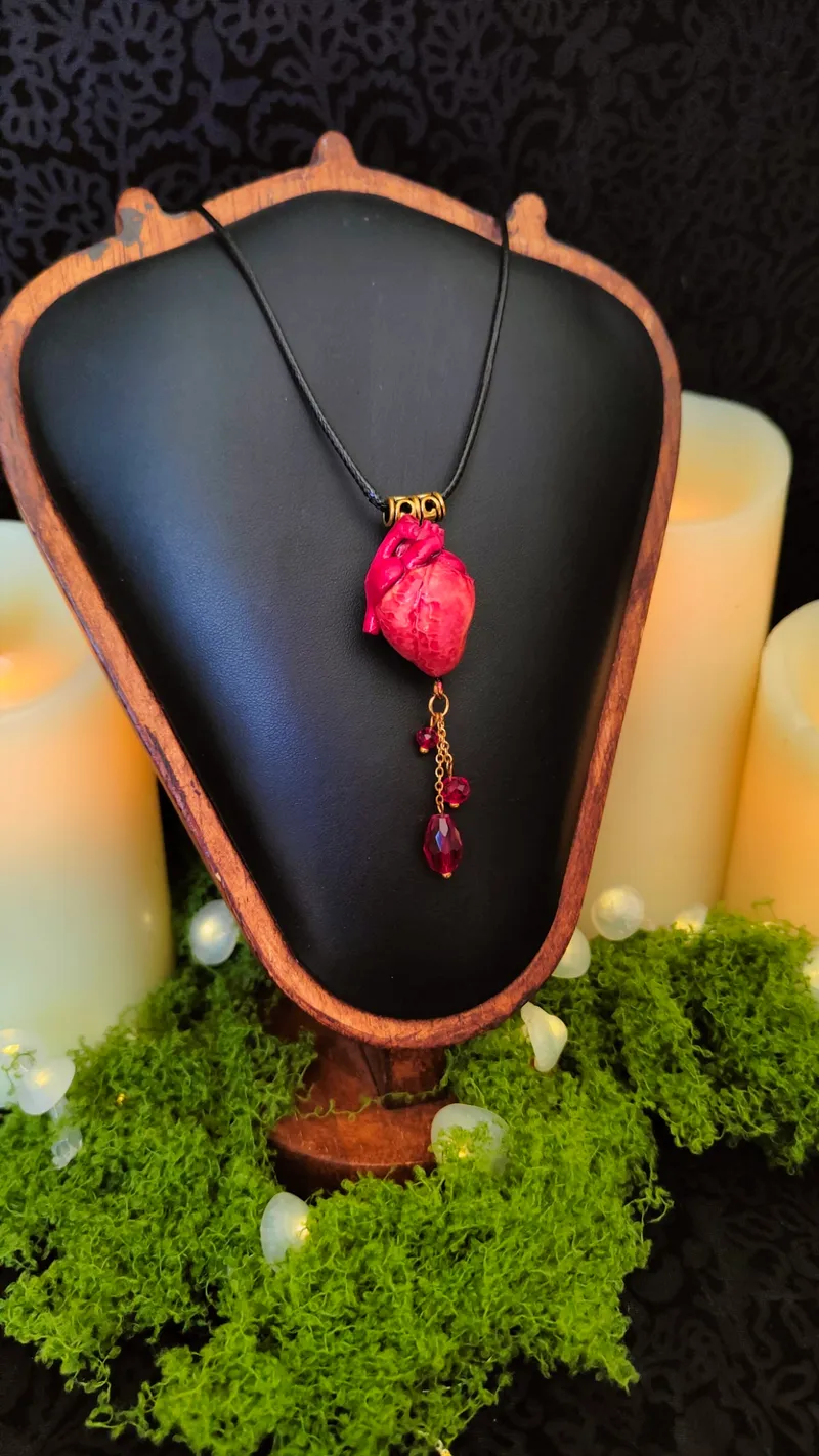 Collier Cœur Anatomique "Dracul" (Doré)