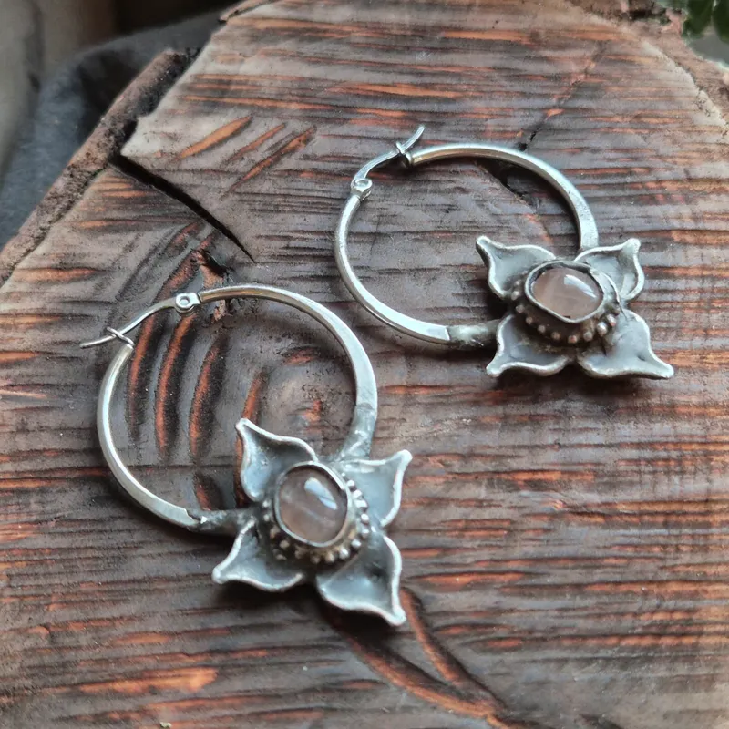 Créoles Fleurs, bijou gothique fait main