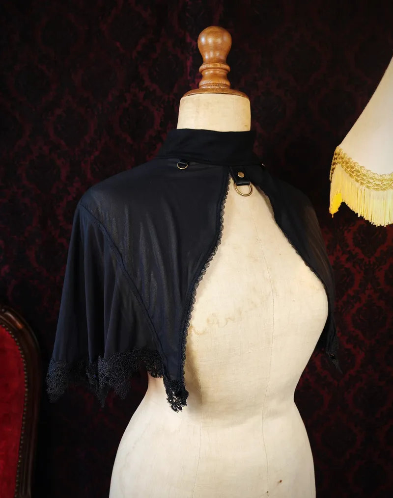 Cape "Vampyra", vêtement gothique fait main