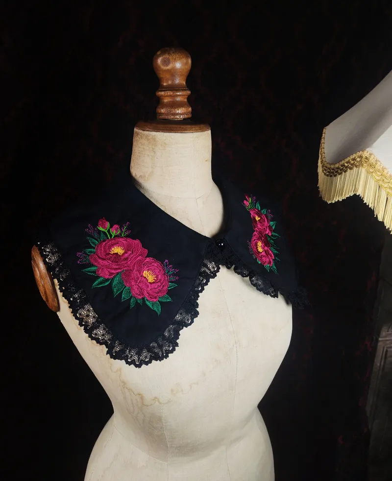 Col "Baiser Mortel" (Noir)