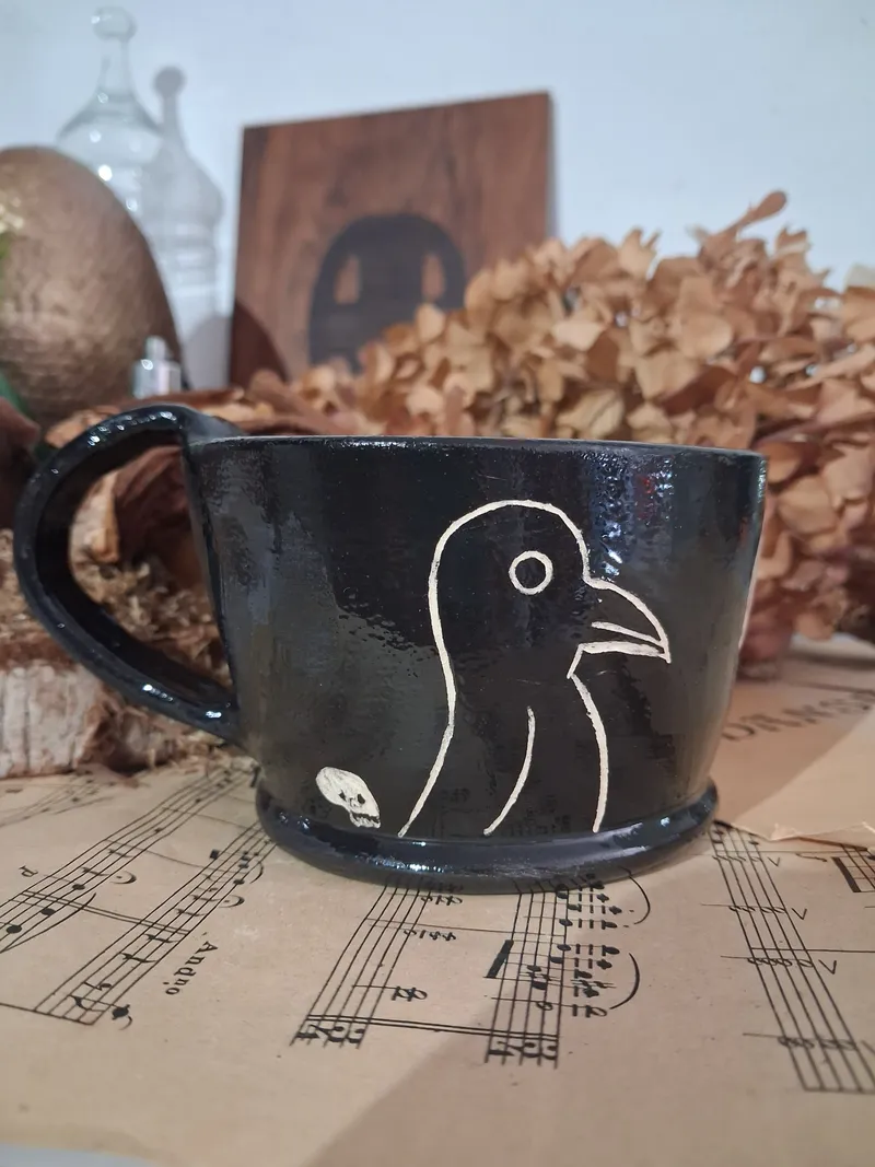 Tasse Petite Mort, décoration gothique faite main (3)