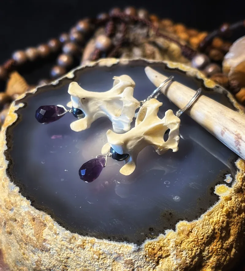 VERTEBRA, bijou gothique fait main