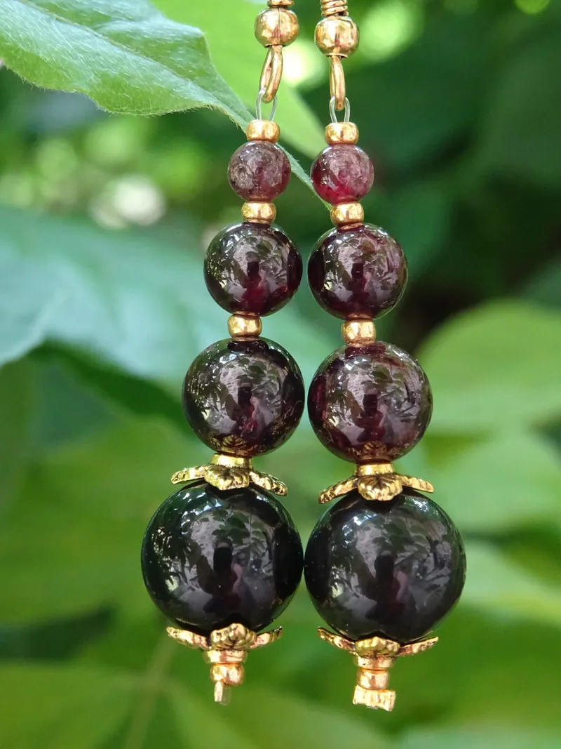 Boucles d'oreille pierres naturelles - grenat et obsidienne, handmade gothic jewelry