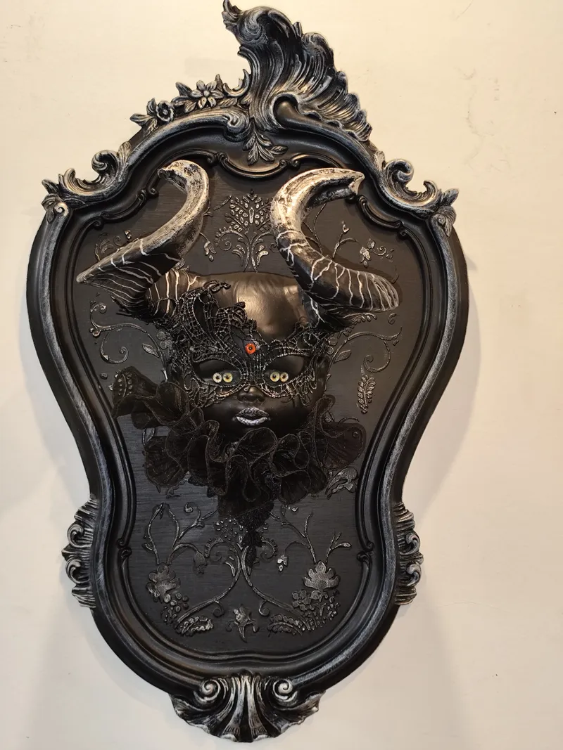 Sculpture murale baroque à cornes, décoration gothique faite main