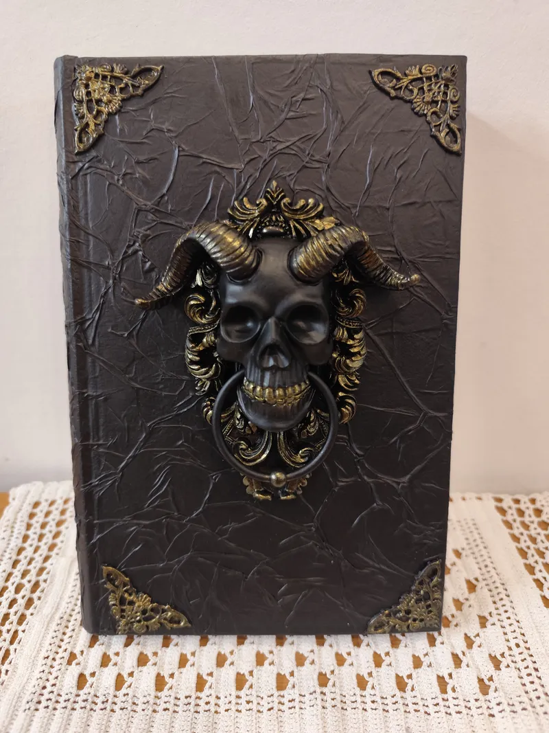 Livre décoratif gothique – Heurtoir de porte tête de démon, décoration gothique faite main