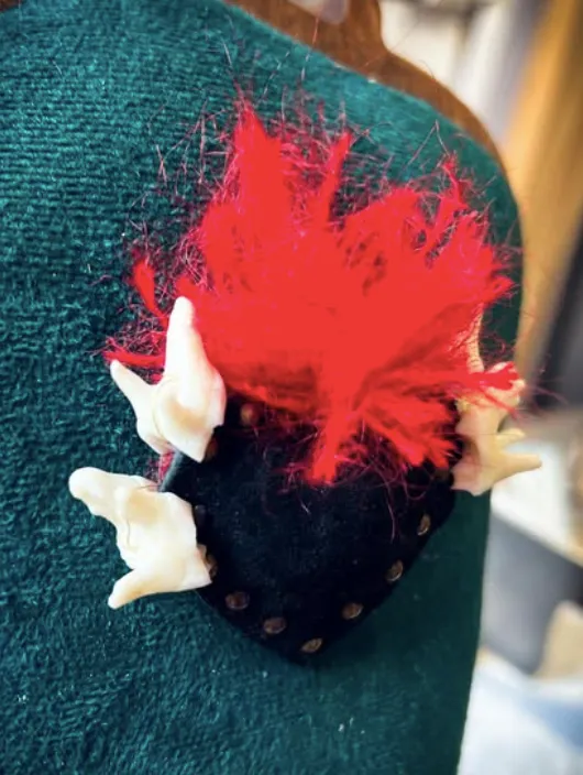 Broche Coeur et dents — 3