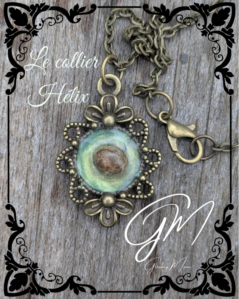 Le collier Hélix 🐌, handmade gothic jewelry